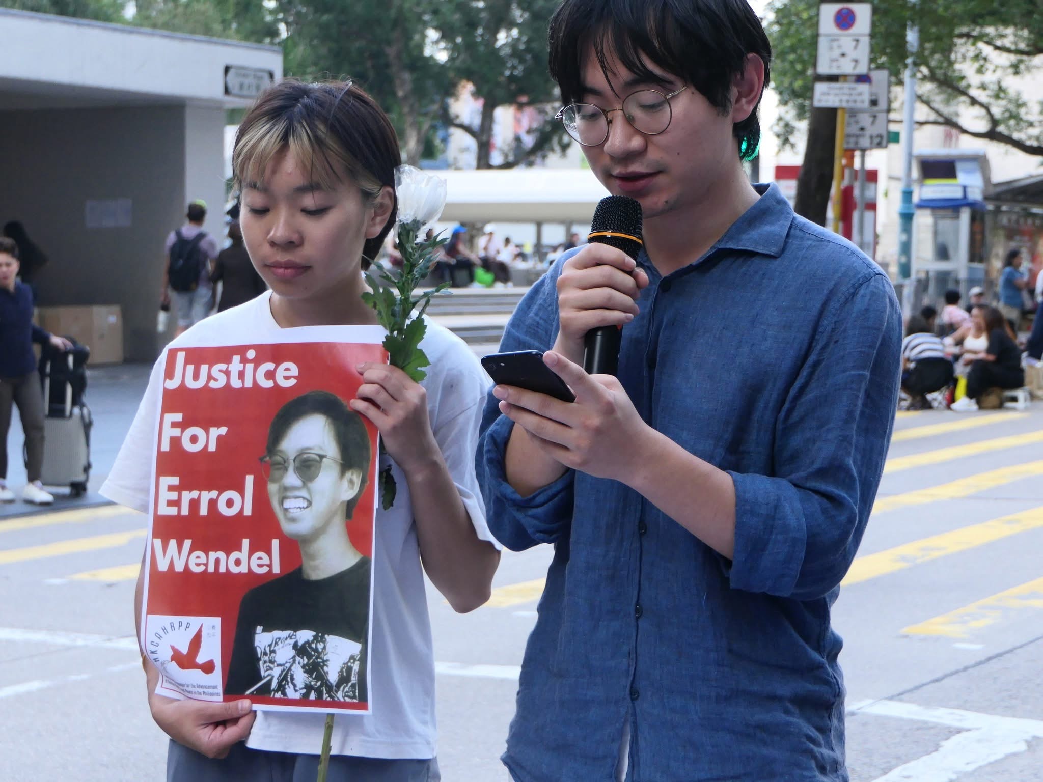 The Hong Kong Campaign for Human Rights and Peace in the Philippines (HKCHRPP), along with BAYAN Hong Kong, PCPR Hong Kong, Filipino migrants and other human rights advocates, gather together for a Prayer Service for Negros 19
